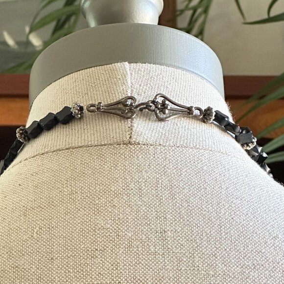 Art Deco Black Glass Necklace - Picture 7 of 7